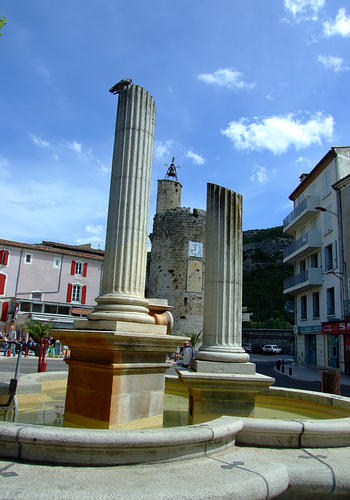 Brunnen von Anduze: La Fontaine du Bicentenaire