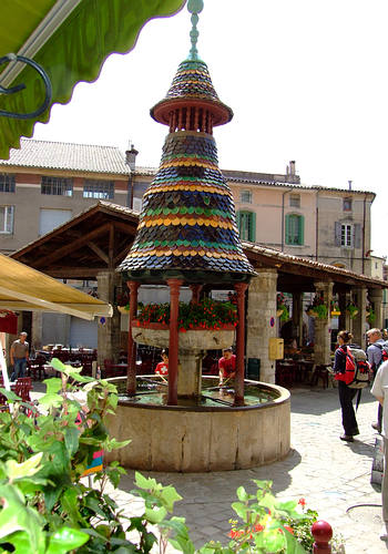 Pagoda Fountain (La Fontaine Pagoda) in Anduze