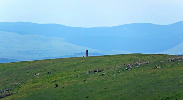 Many Menhirs more in the closer area of Cham des Bondons