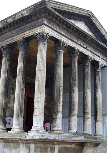 Nimes: Maison Carrée