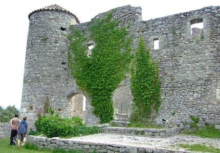 The castle of Tornac